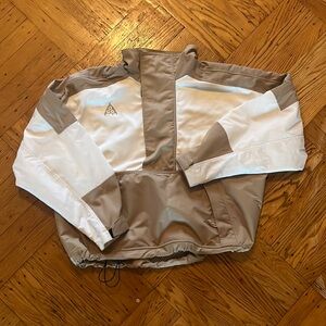 Nike acg windbreaker anorak small